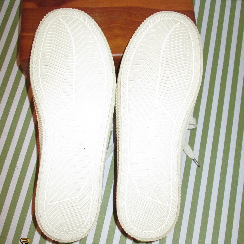 Cariuma OCA Low Sneakers - Picture 8 of 16